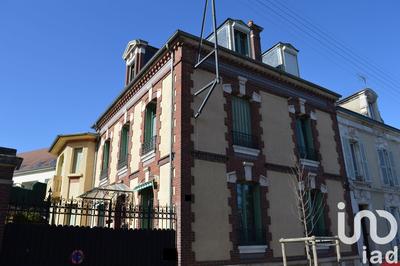 Maison de ville - 216 m² - 10 pièces