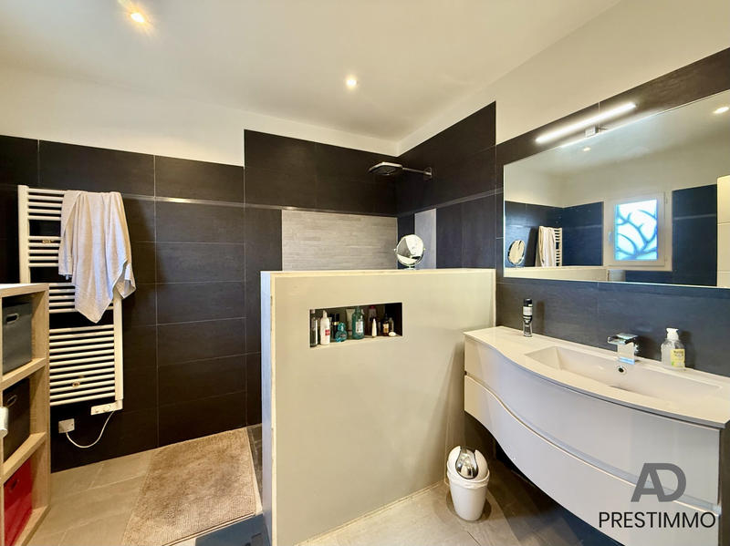 Villa - 125 m² - 5 pièces