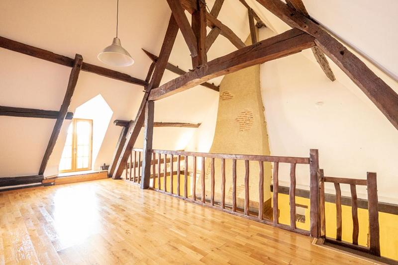 Maison - 200 m² - 9 pièces