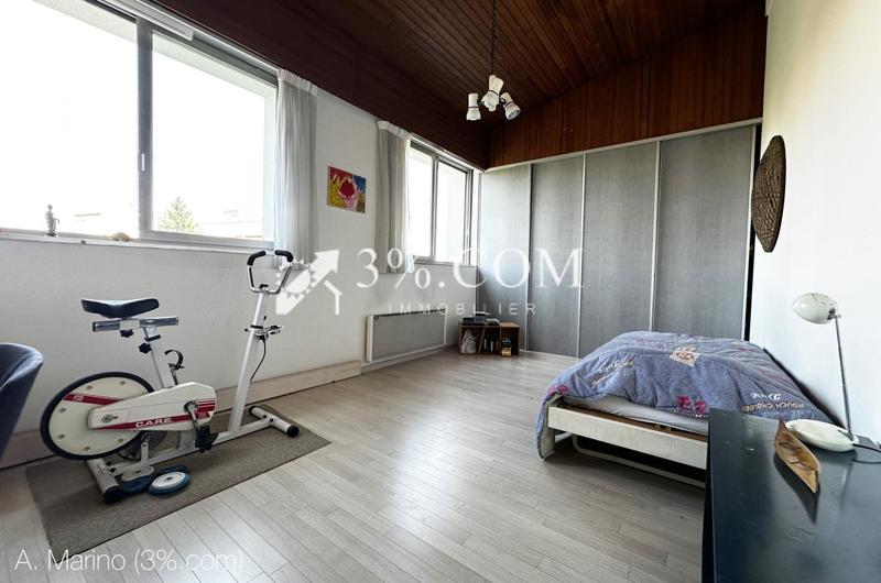 Duplex - 171 m² - 7 pièces