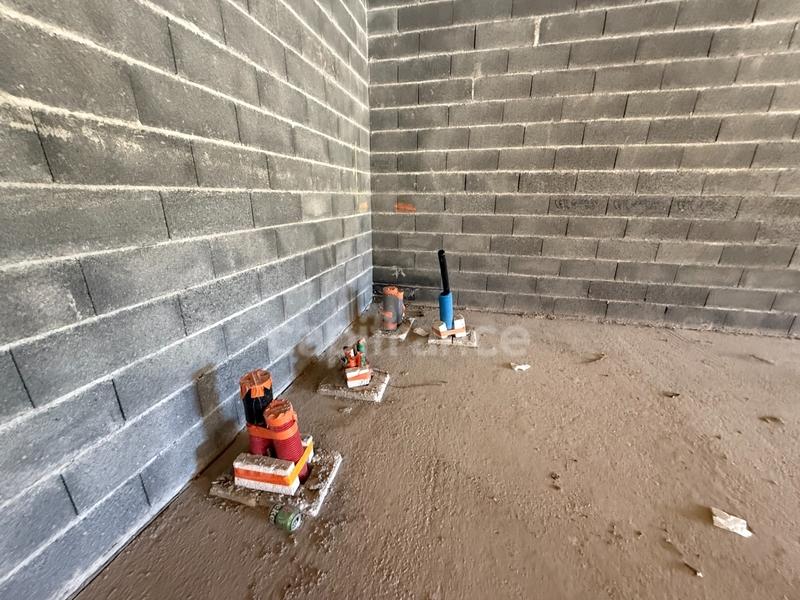 Local commercial - 430 m² - 1 pièce