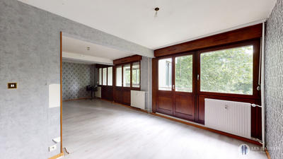 Appartement - 93 m² - 5 pièces