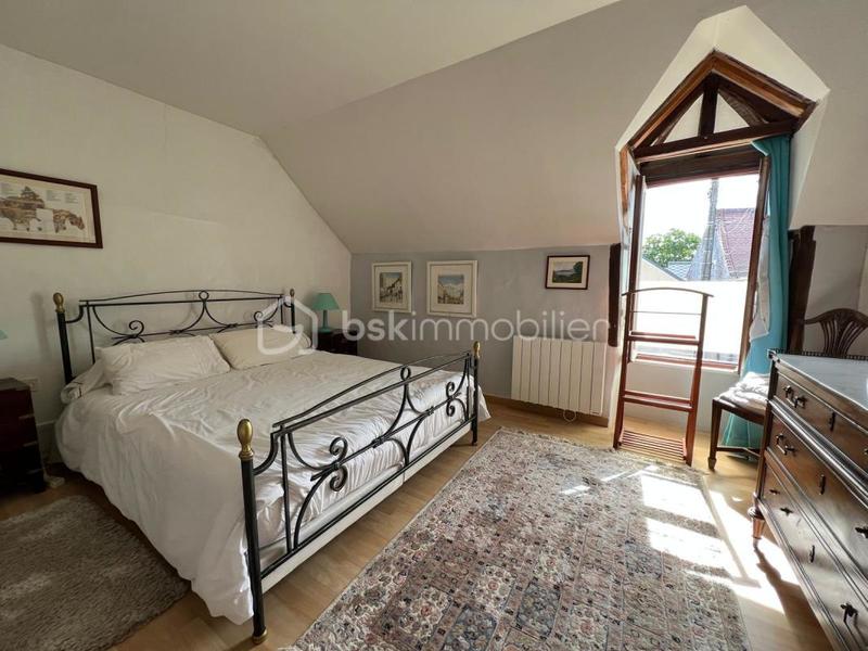 Maison en pierre - 176 m² - 7 pièces