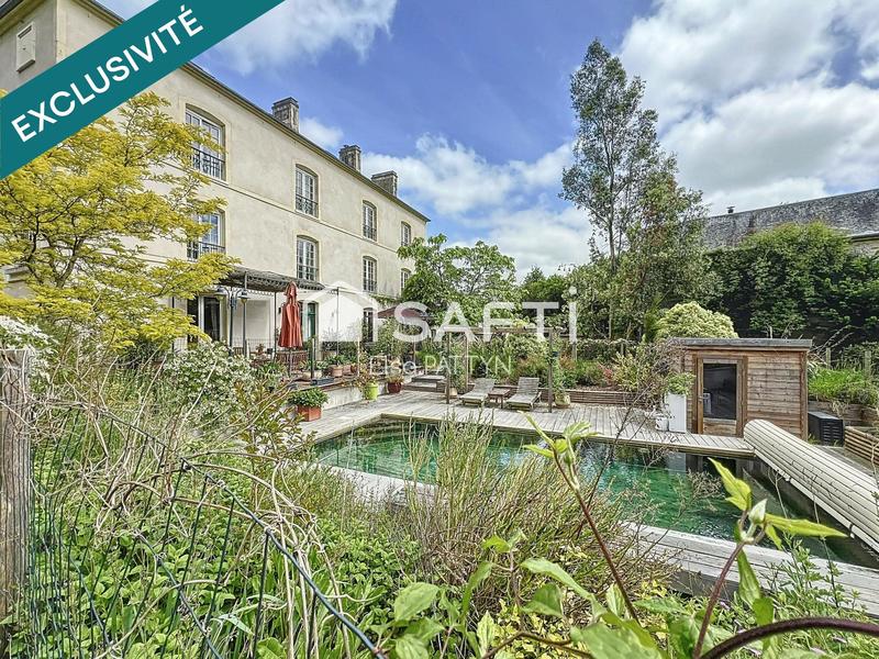 Maison de maîtres - 367 m² - 11 pièces