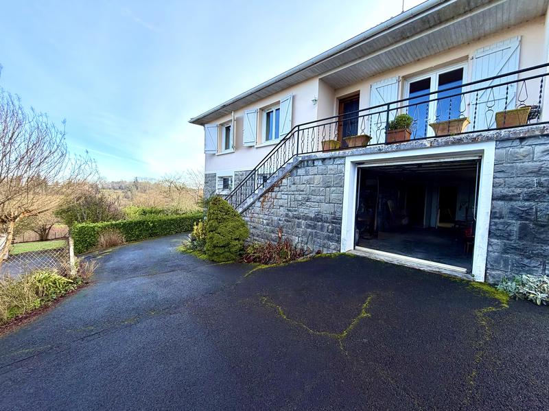 Maison - 100 m² - 5 pièces