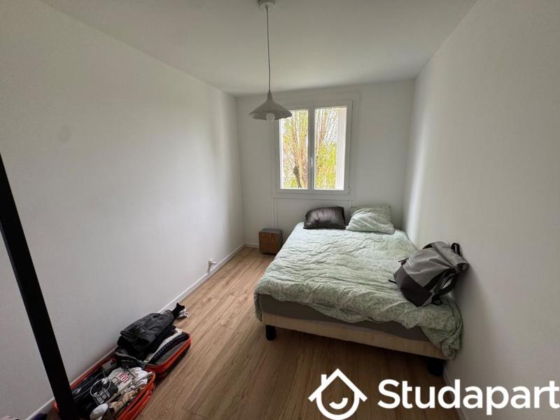 Chambre - 12 m² - 1 pièce