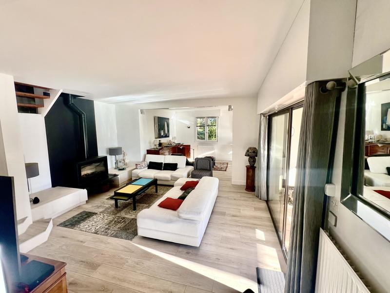 Maison d'architecte - 140 m² - 5 pièces