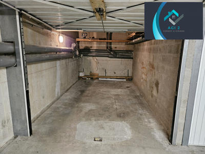 Parking / Garage - 10 m²