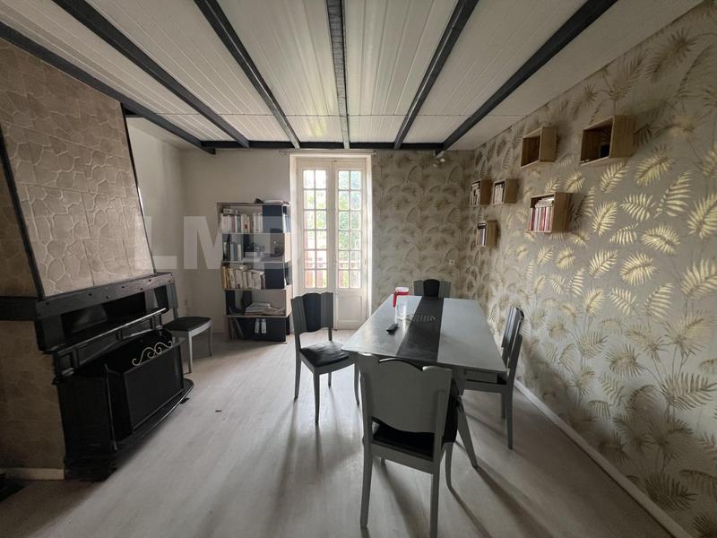 Maison de village - 125 m² - 4 pièces