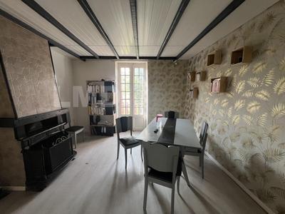 Maison de village - 125 m² - 4 pièces