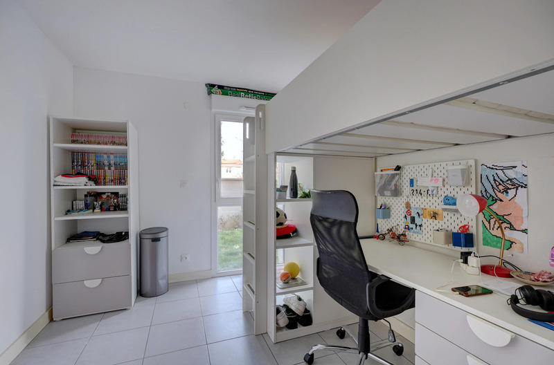 Appartement - 98 m² - 5 pièces