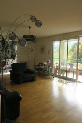 Appartement - 93 m² - 4 pièces