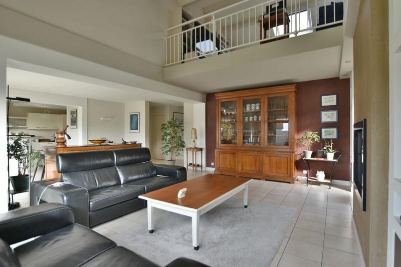 Maison - 166 m² - 6 pièces