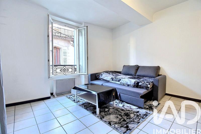 Studio - 25 m² - 1 pièce
