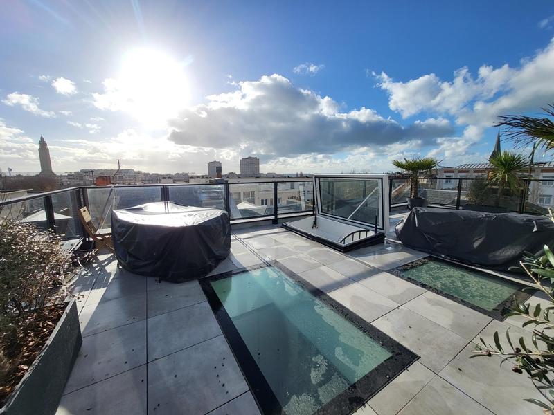 Maison contemporaine - 166 m² - 7 pièces