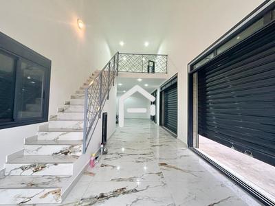 Local commercial - 58 m² - 2 pièces