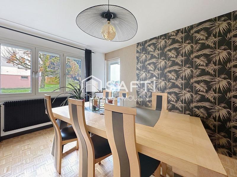 Appartement - 85 m² - 5 pièces