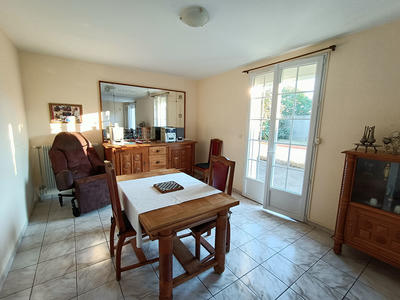 Maison - 97 m² - 6 pièces