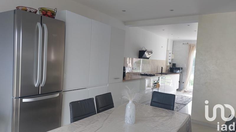 Maison - 229 m² - 7 pièces