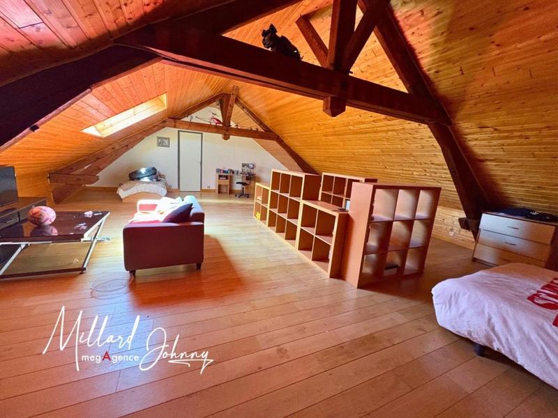 Maison de campagne - 220 m² - 8 pièces