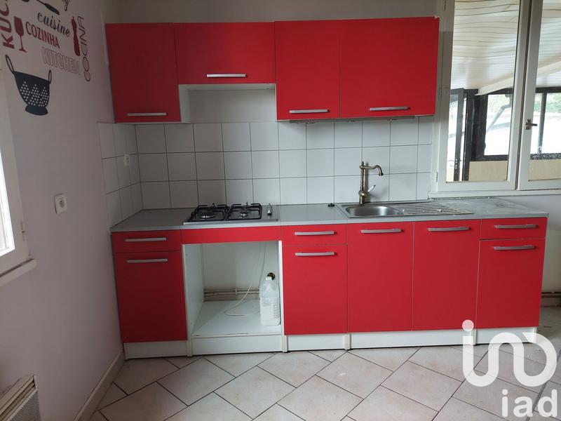 Appartement - 600 m² - 5 pièces