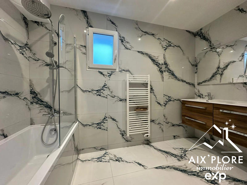 Appartement - 105 m² - 4 pièces