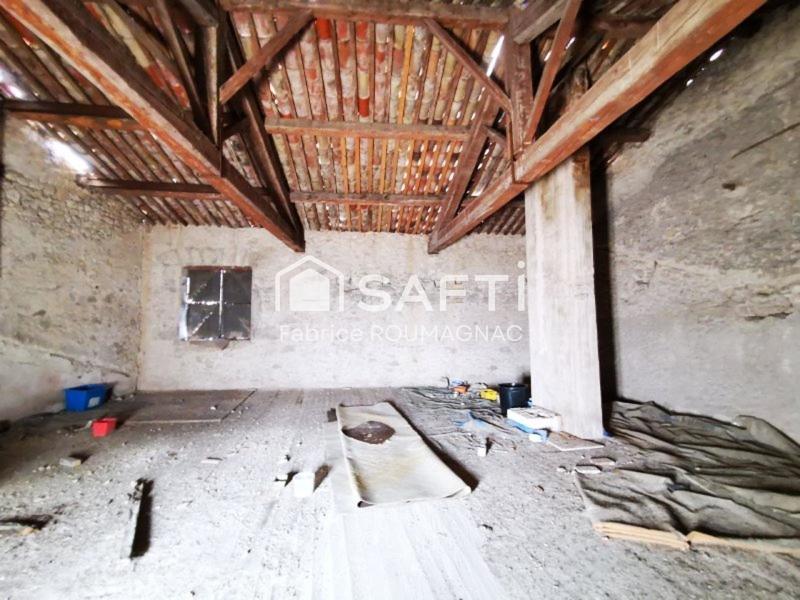 Maison - 700 m² - 14 pièces