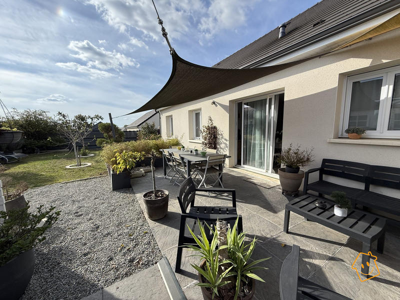 Maison contemporaine - 106 m² - 7 pièces