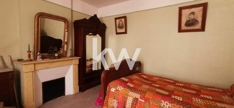 Maison - 216 m² - 8 pièces