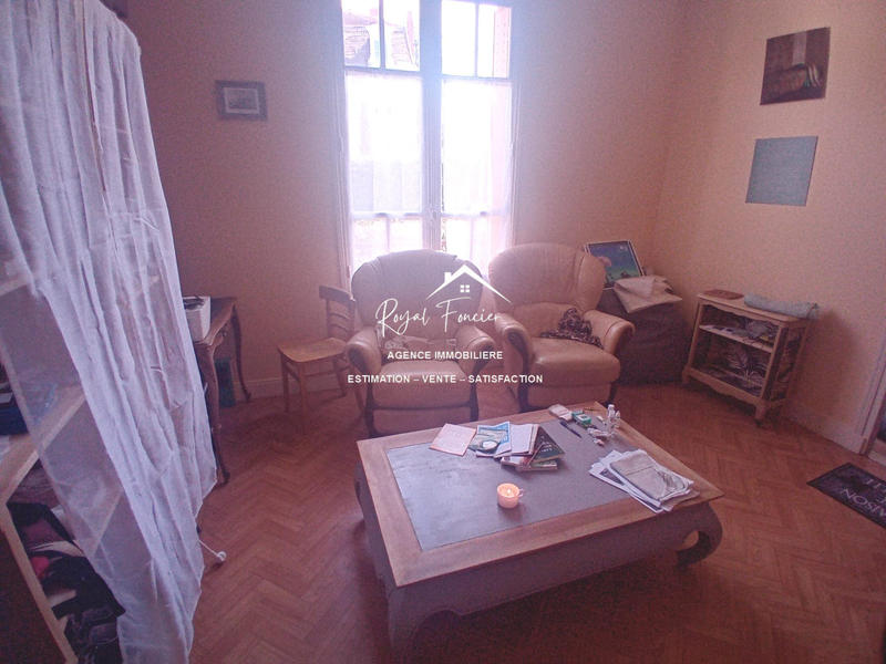 Maison ancienne - 188 m² - 8 pièces