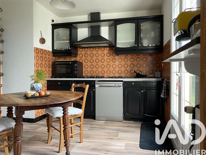 Maison - 190 m² - 8 pièces