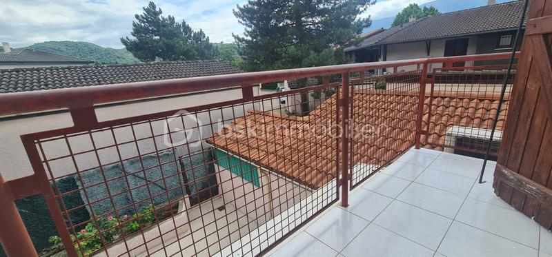 Duplex - 92 m² - 5 pièces