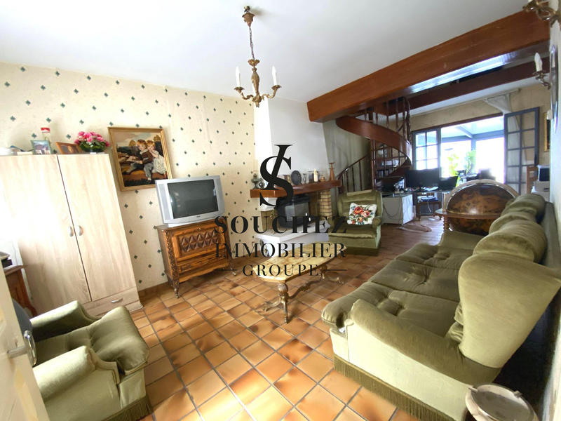 Maison - 210 m² - 9 pièces