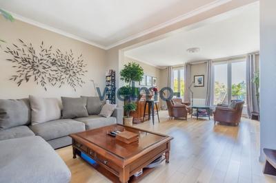 Penthouse - 140 m² - 6 pièces