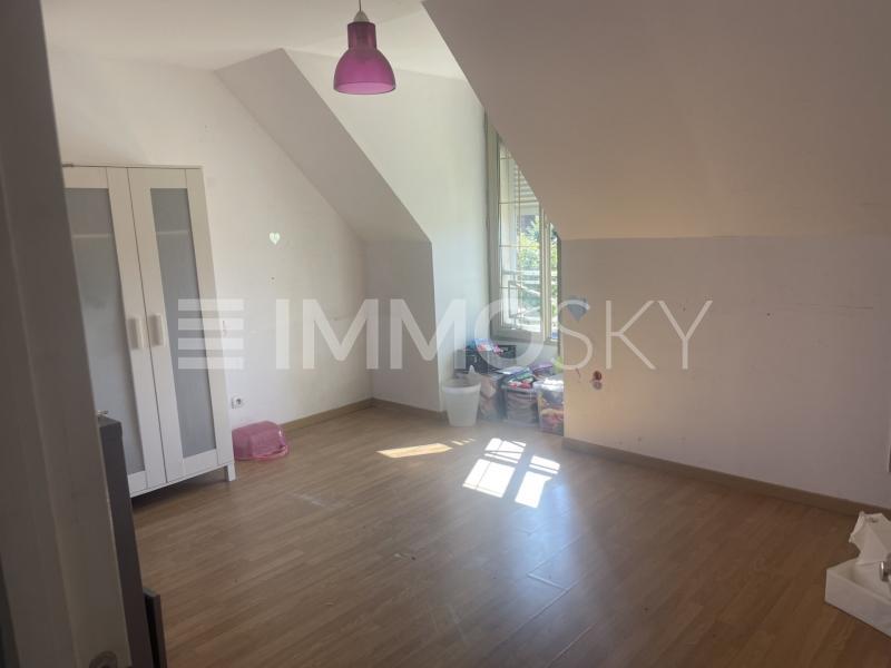 Pavillon - 110 m² - 6 pièces