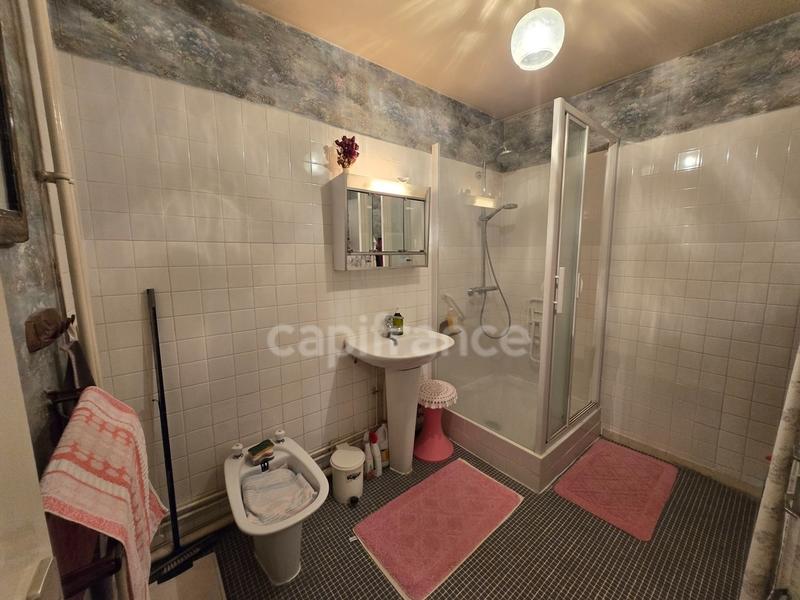 Appartement - 80 m² - 4 pièces