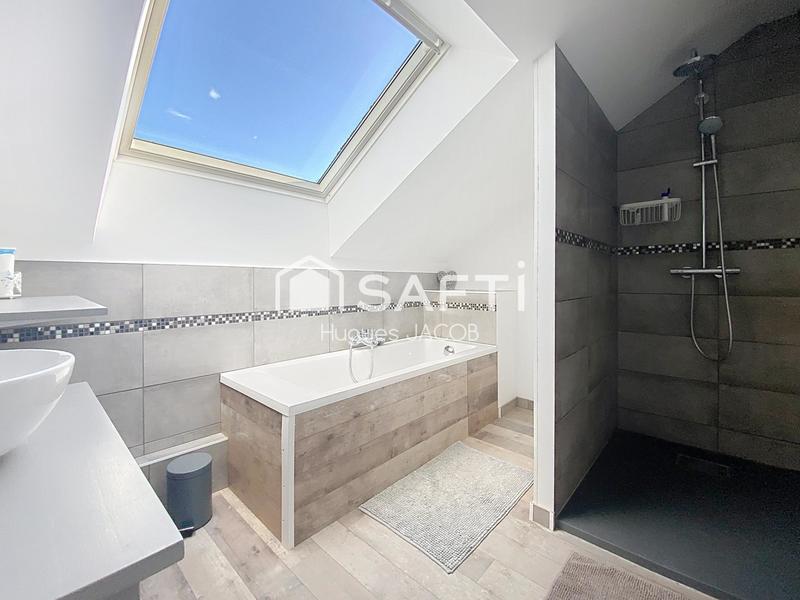 Maison - 192 m² - 8 pièces