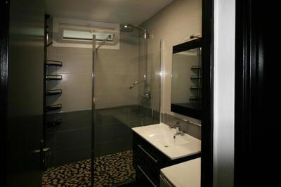 Appartement - 92 m² - 5 pièces