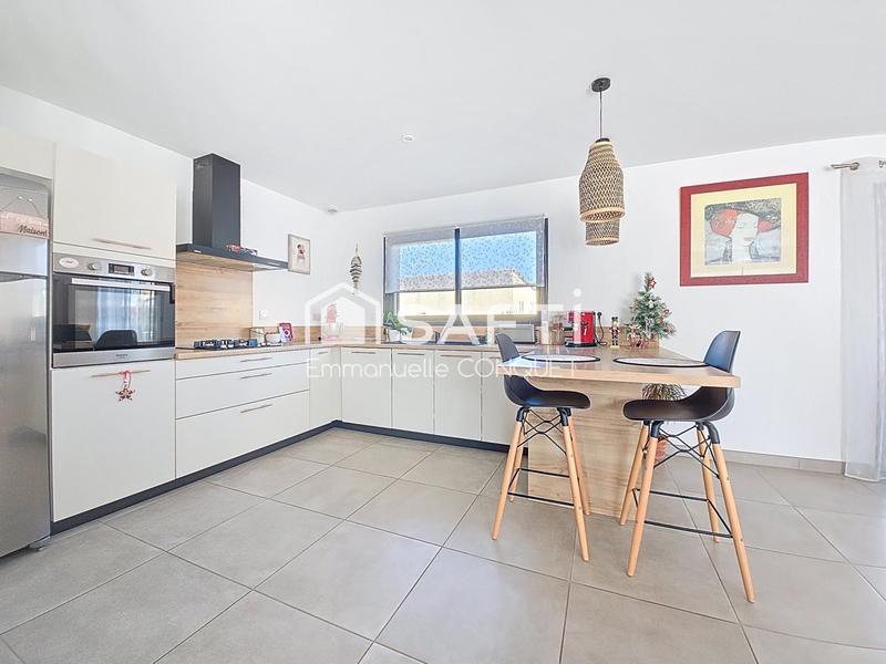 Maison - 102 m² - 4 pièces