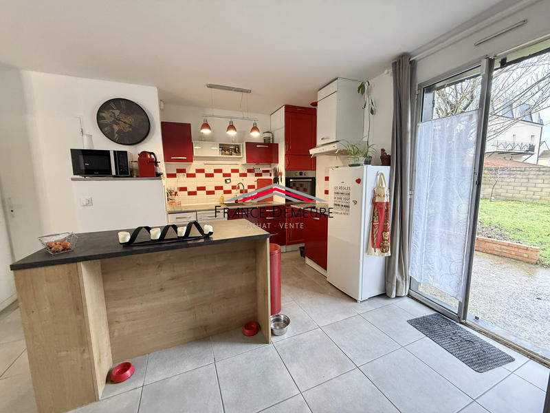 Maison - 75 m² - 5 pièces