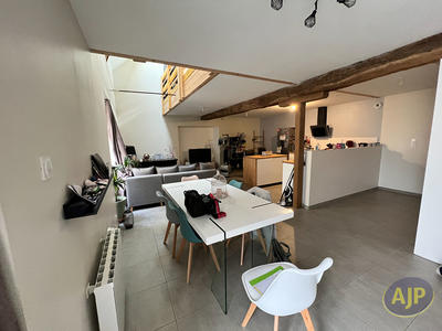 Maison - 84 m² - 4 pièces