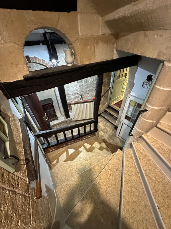 Maison - 223 m² - 9 pièces