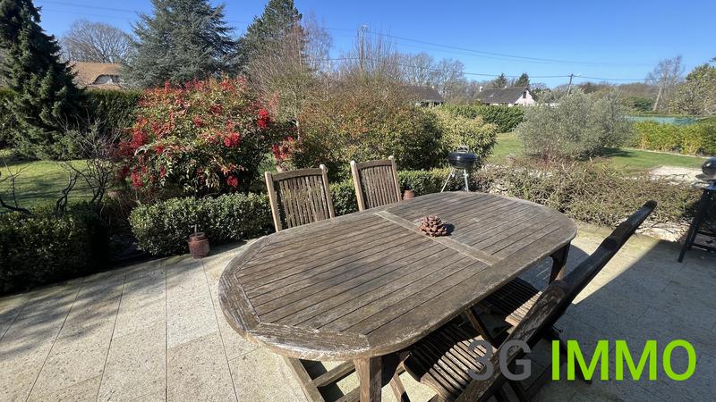 Maison contemporaine - 190 m² - 8 pièces