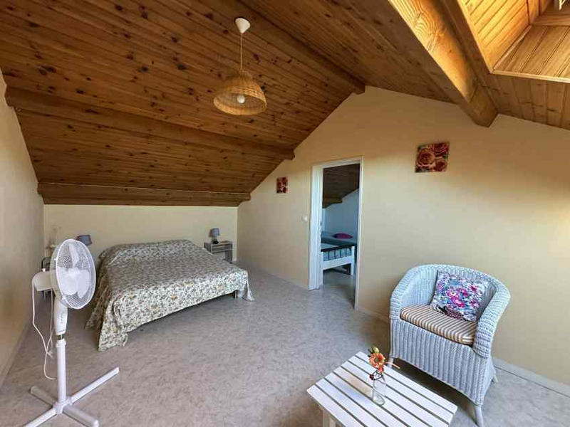 Maison - 94 m² - 6 pièces