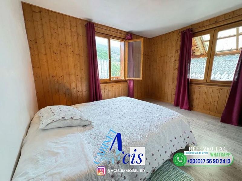 Maison - 195 m² - 7 pièces