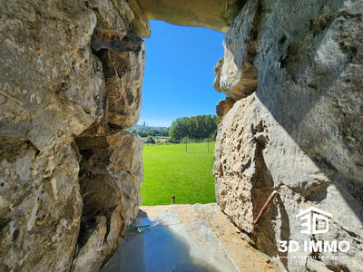 Maison - 305 m² - 7 pièces