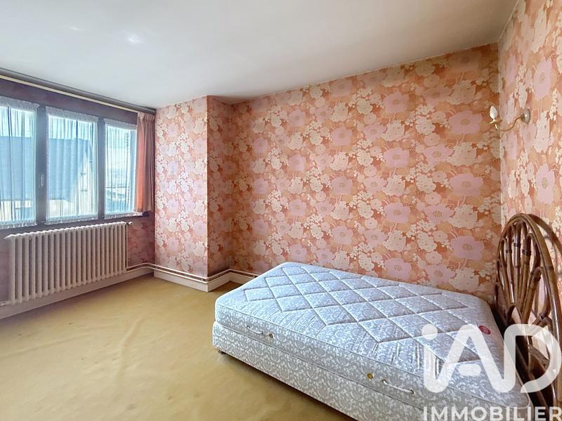 Maison - 120 m² - 7 pièces