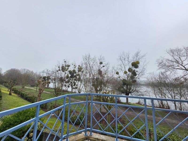 Appartement - 82 m² - 3 pièces