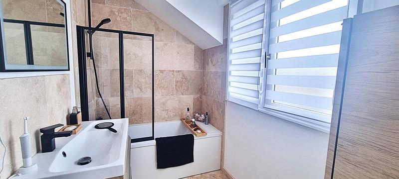 Maison - 115 m² - 5 pièces