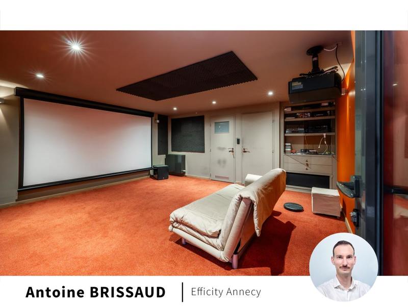 Maison - 273 m² - 8 pièces